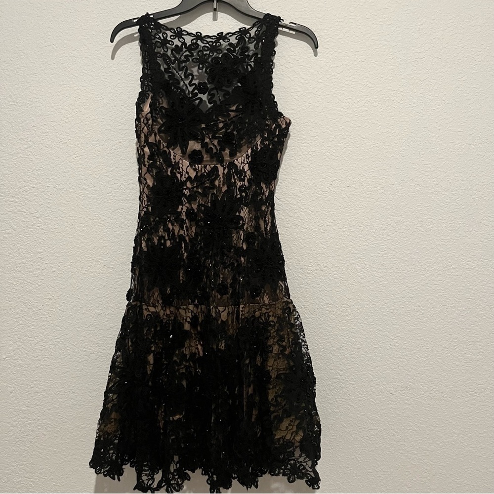 Sue Wong Nocturne Women’s Black Lace Embroidered Beaded Cocktail Dress Size 2 - Picture 2 of 5